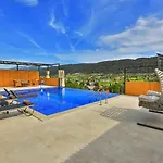 Saribelen Village 2 Bedroom קלקן