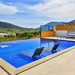 Saribelen Village 2 Bedroom וילה